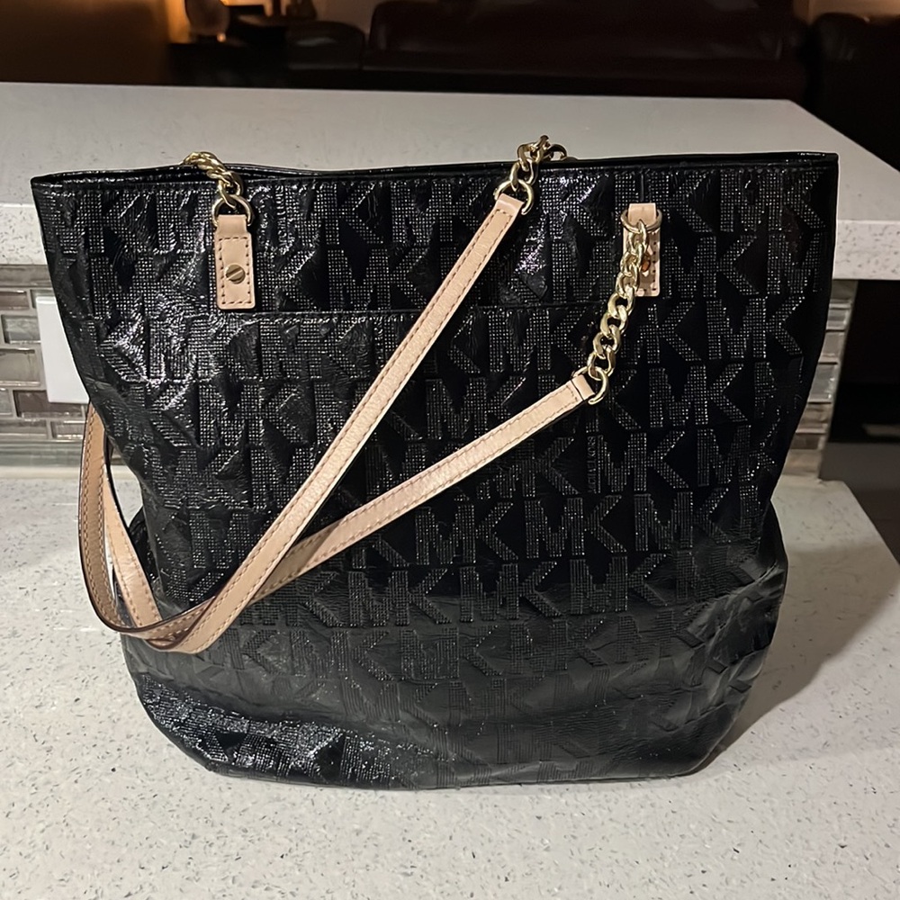 Michael Kors Shoulder Purse - Picture 4 of 17